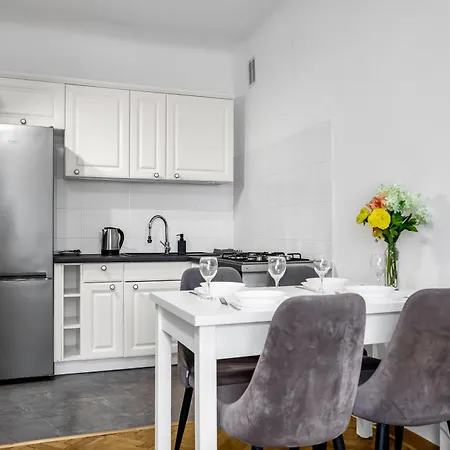 Bokserska - Chopin Airport Nerby - By Rentujemy Varsó