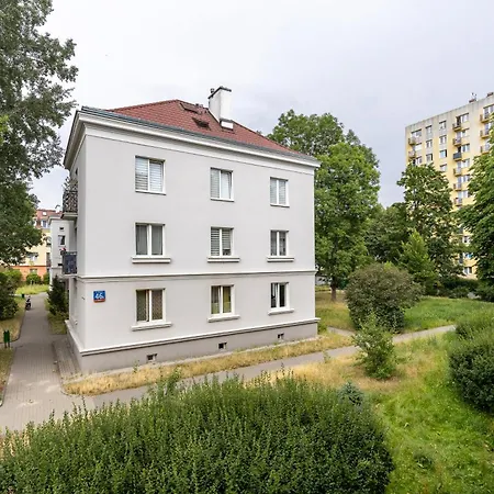 Apartman Bokserska - Chopin Airport Nerby - By Rentujemy Varsó