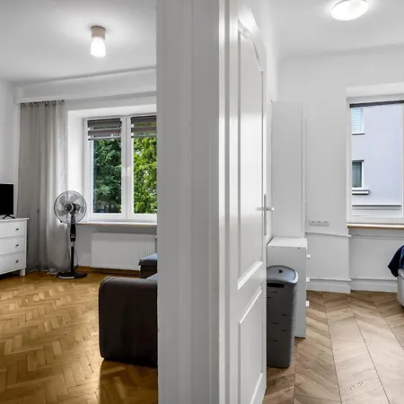 Bokserska - Chopin Airport Nerby - By Rentujemy *